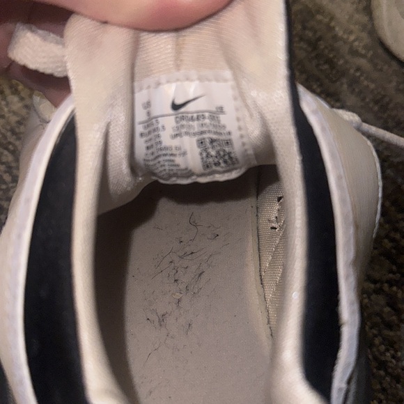 Size 9 Nike Huarache - Picture 4 of 4